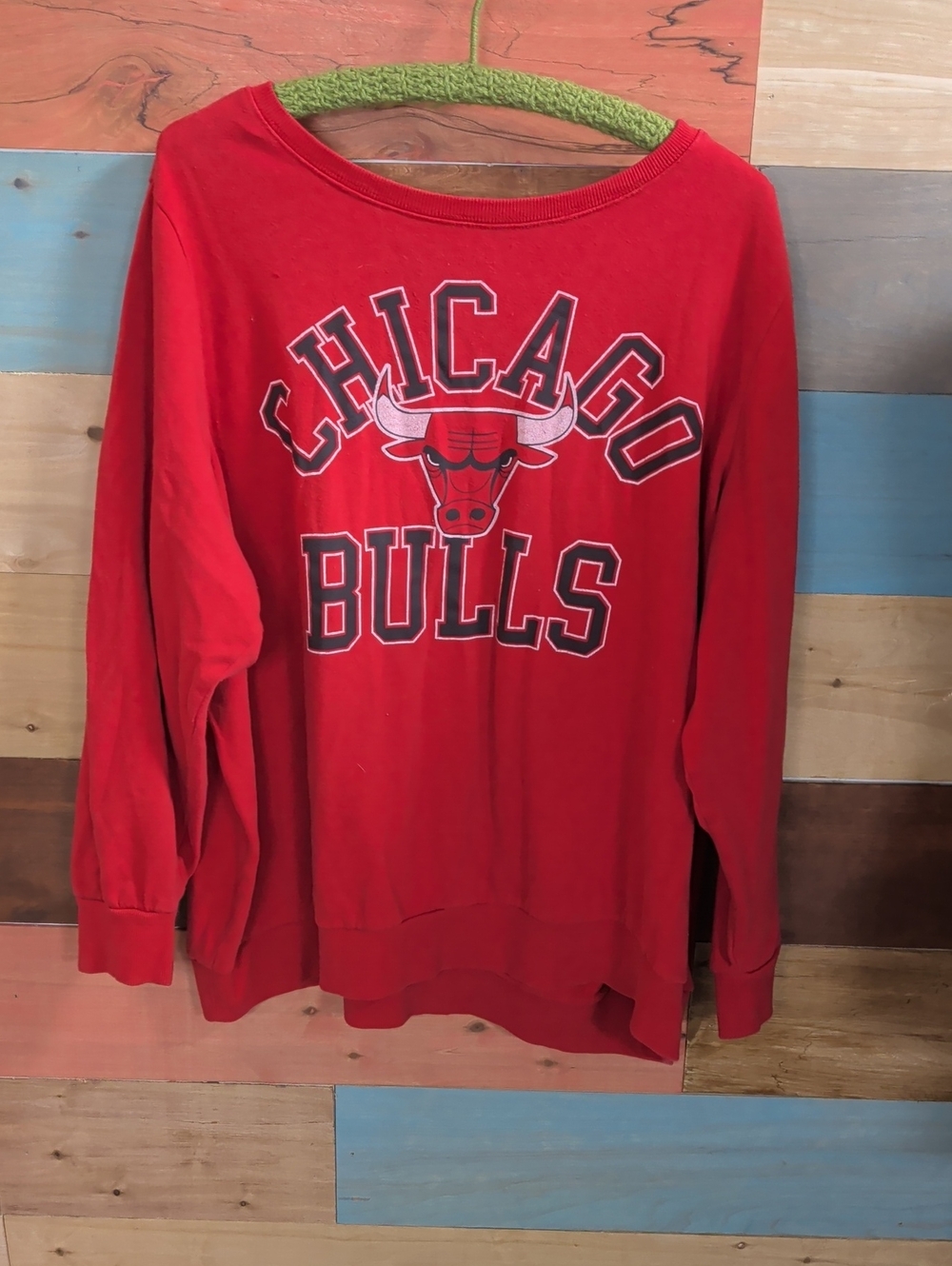 NBA Chicago Bulls Red Scoop Neck Crew Sweatshirt